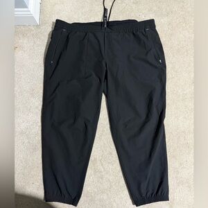 Men’s Lulu lemon joggers size 5x 

2 pairs available